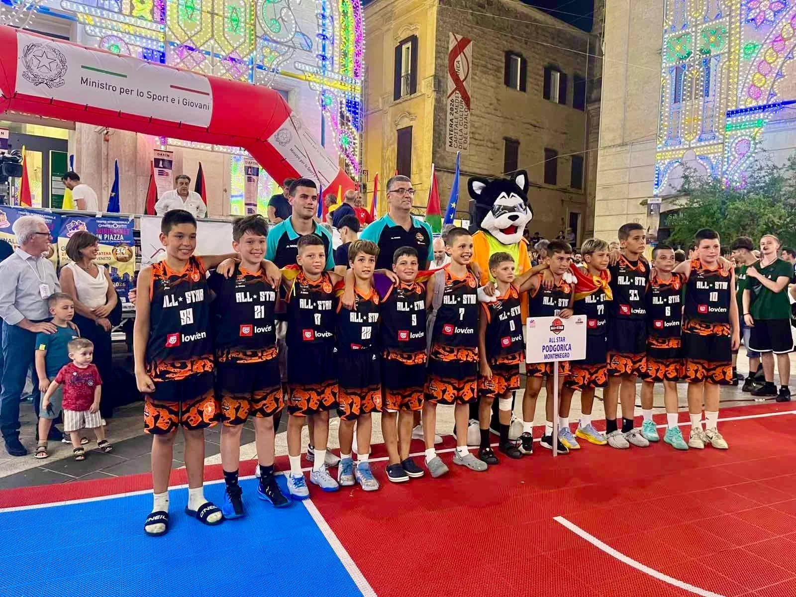 All Star Podgorica na svečanom otvaranju u Materi